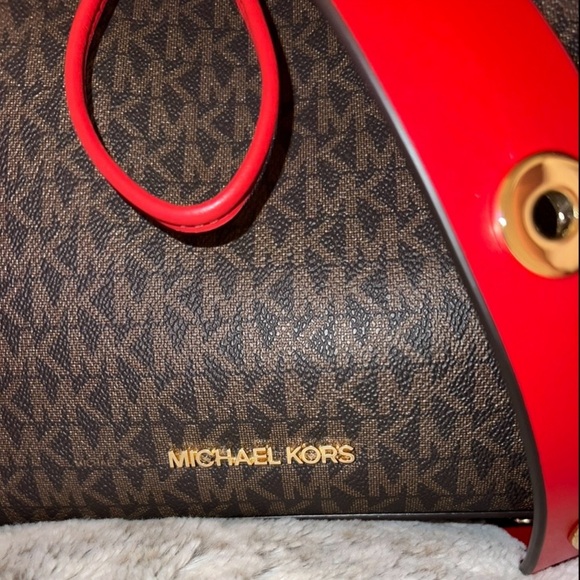 Michael Kors Signature Suri Large Bucket Bag in Flame W/ MK  Grommet Strap - Picture 3 of 10